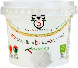 MOZZARELLA Z MLEKA BAWOLEGO (1 kulka w kubeczku) BIO 320 g - BIOLOGICA