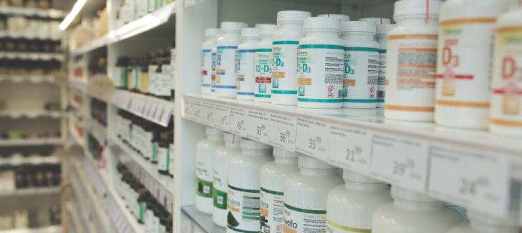 Przygotuj się na jesień. Zobacz jakie witaminy warto przyjmować