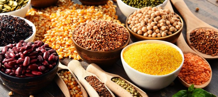 O czym należy pamiętać, przechodząc na dietę roślinną?